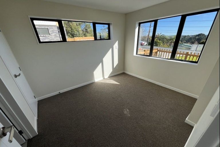 Photo of property in 455c Don Buck Road, Massey, Auckland, 0614