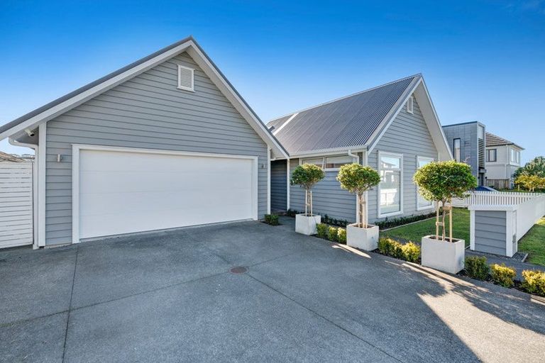 Photo of property in 40 Colonial Drive, Silverdale, 0932