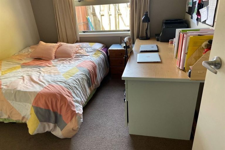 Photo of property in 8b Ford Street, Hamilton East, Hamilton, 3216