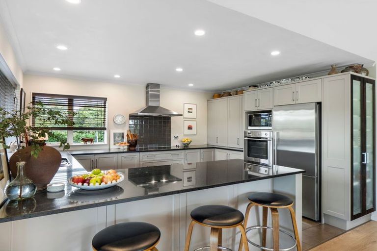 Photo of property in 20 Teviotview Place, Amberley, 7410