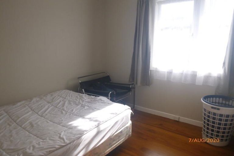 Photo of property in 7 Tatau Way, Te Atatu Peninsula, Auckland, 0610