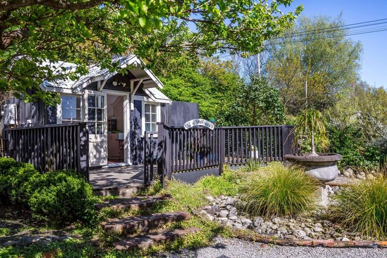 Photo of property in 141 Main Street, Greytown, 5712