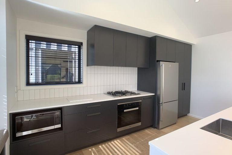 Photo of property in 4 Kotuku Lane, Jacks Point, Queenstown, 9371
