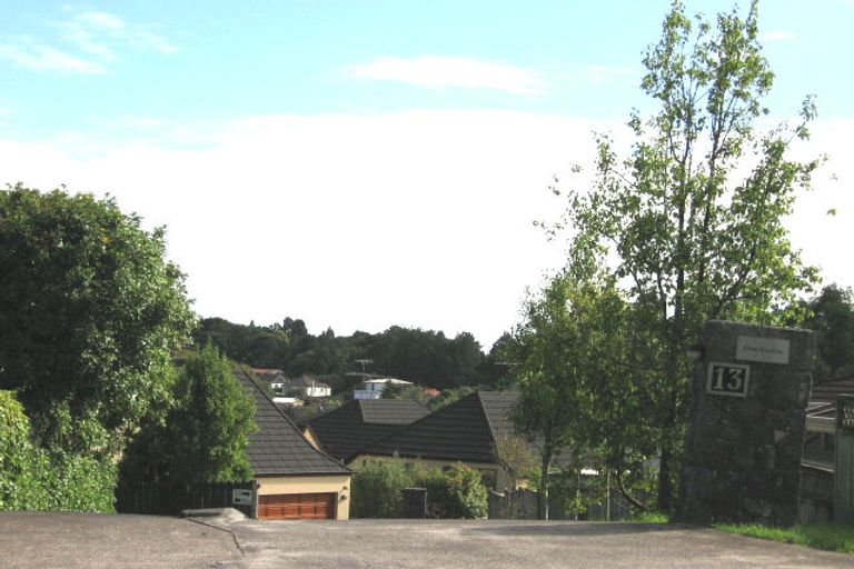 Photo of property in 13e Eban Avenue, Hillcrest, Auckland, 0627