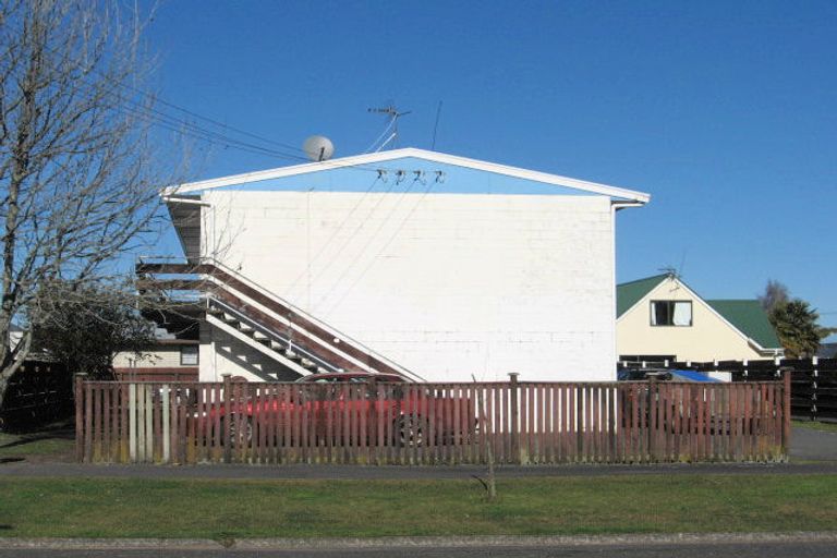 Photo of property in 3/12 Coates Street, Hamilton East, Hamilton, 3216