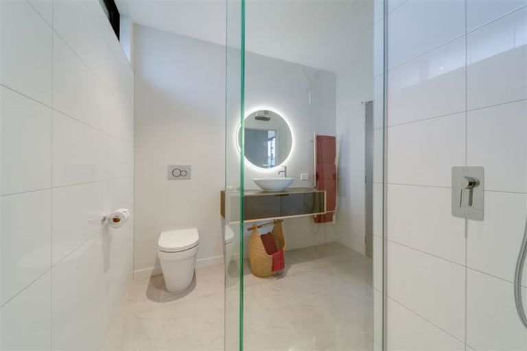 Photo of property in 39 Hyland Street, Wanaka, 9305