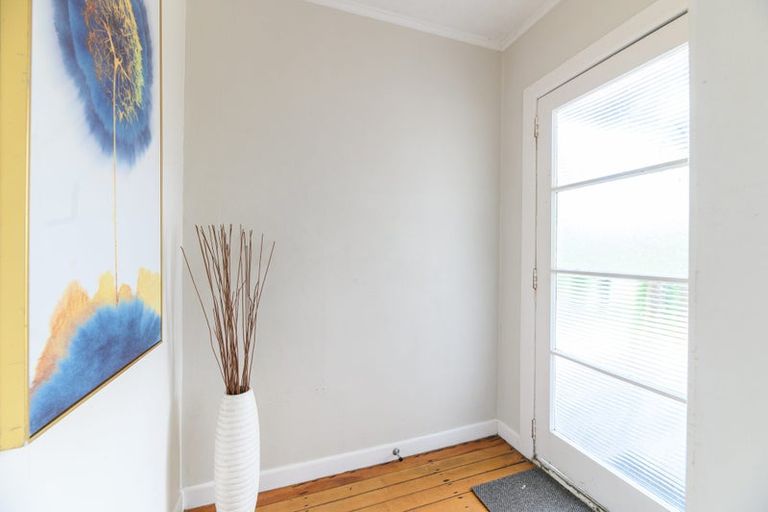 Photo of property in 31 Railway Street West, Papakura, 2110