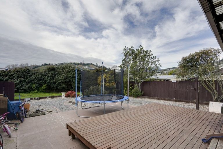 Photo of property in 17 Maitland Avenue, Stoke, Nelson, 7011