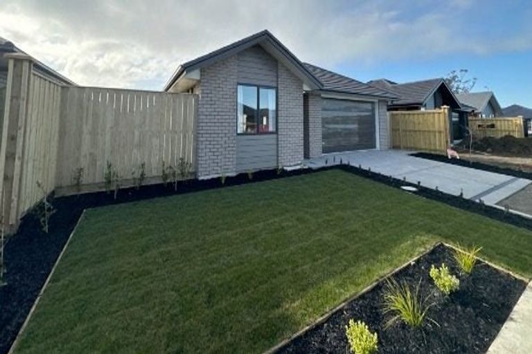 Photo of property in 189 Faringdon Boulevard, Rolleston, 7615