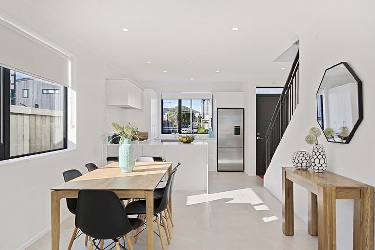Photo of property in 22 Haddington Drive, Flat Bush, Auckland, 2019