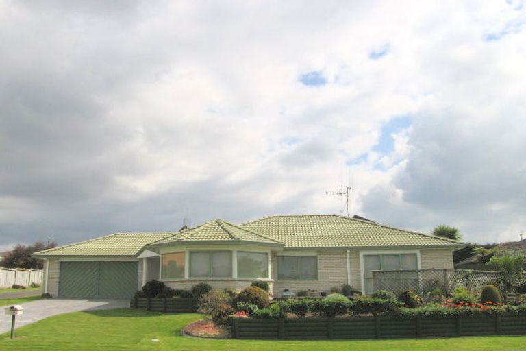 Photo of property in 110 Russley Drive, Mount Maunganui, 3116
