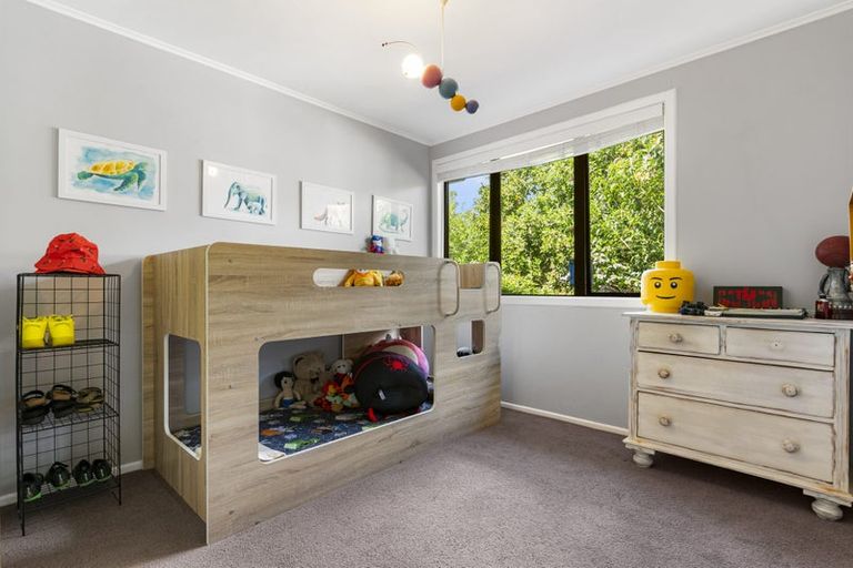 Photo of property in 22a Kirrie Avenue, Te Atatu South, Auckland, 0610