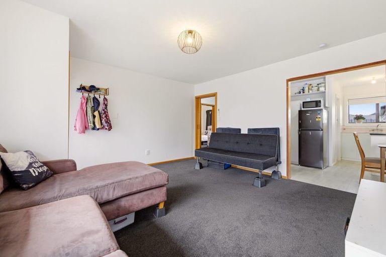 Photo of property in 4 Ontario Place, Wainoni, Christchurch, 8061