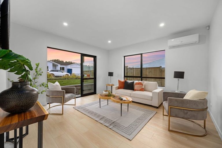 Photo of property in 7 Awa Avenue, Helensville, 0800