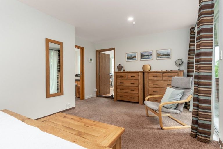 Photo of property in 9 Pembridge Lane, Westmorland, Christchurch, 8025