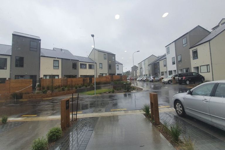 Photo of property in 24/170u Fraser Avenue, Johnsonville, Wellington, 6037