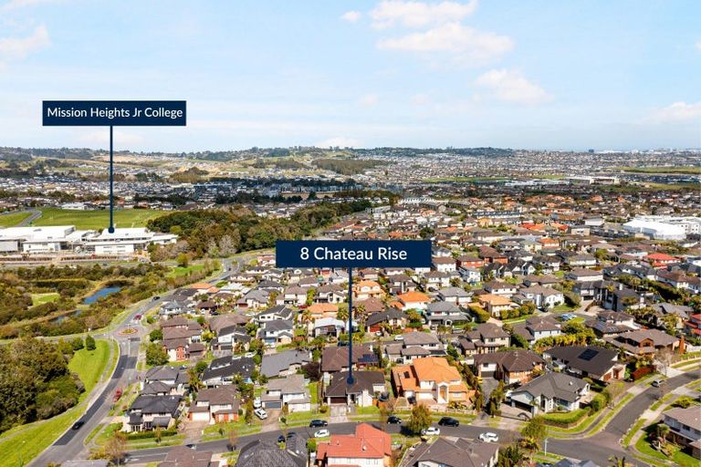 Photo of property in 8 Chateau Rise, Flat Bush, Auckland, 2016