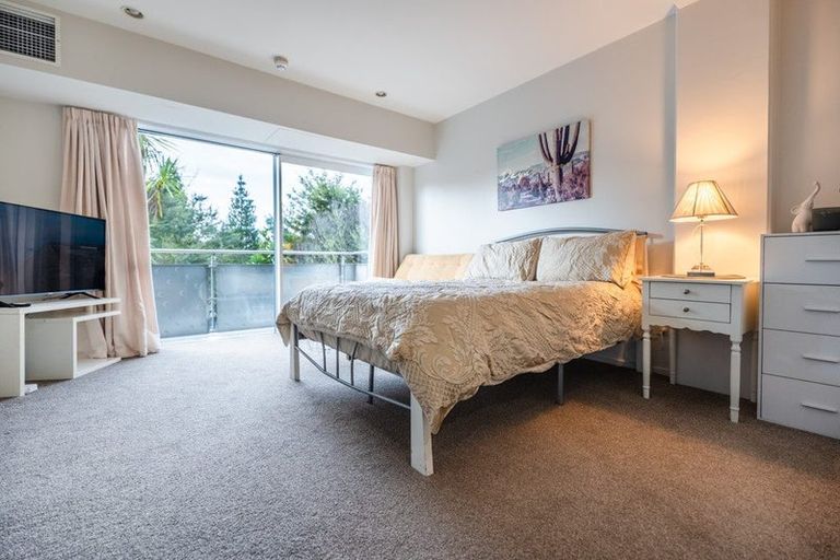 Photo of property in Albany Central, 6a/210 Dairy Flat Highway, Albany, Auckland, 0632