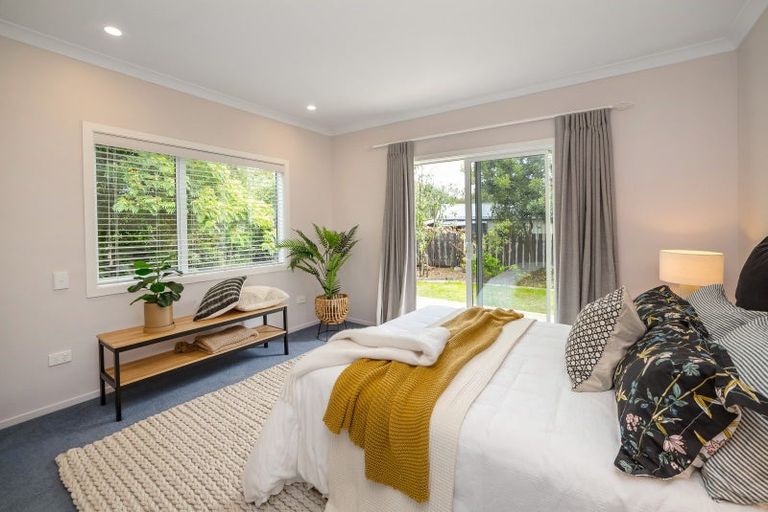 Photo of property in 8 Mahupuku Street, Greytown, 5712