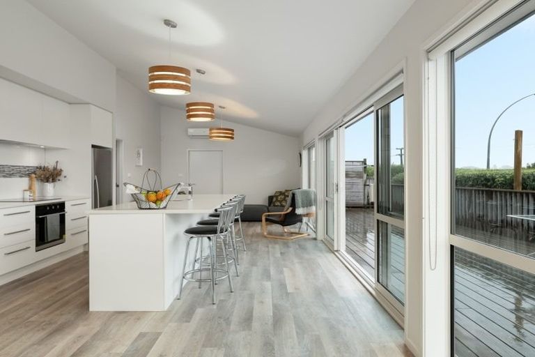 Photo of property in 2/21 Sardinia Rise, Bethlehem, Tauranga, 3110
