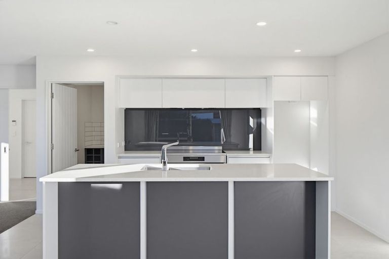 Photo of property in 4 Denton Street, Amberley, 7410