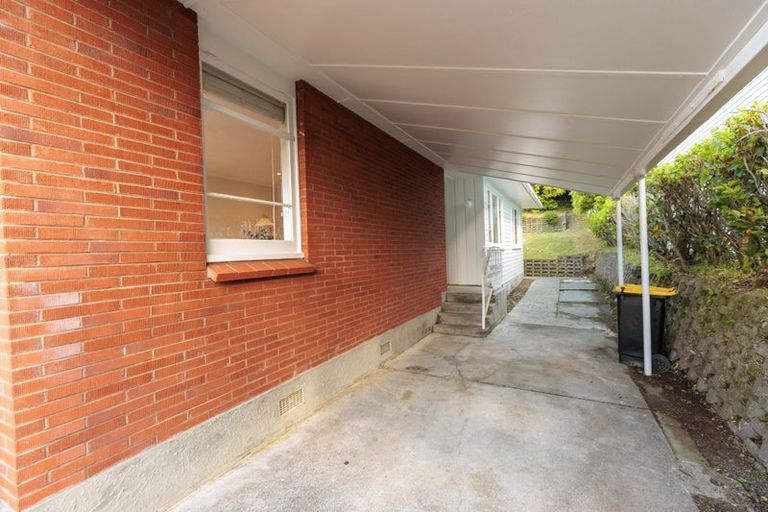 Photo of property in 15 Collier Avenue, Karori, Wellington, 6012