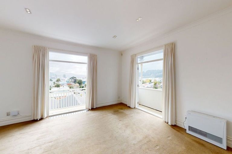 Photo of property in 30a Wright Street, Mount Cook, Wellington, 6021