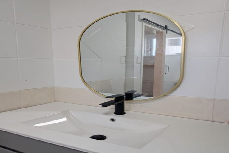 Photo of property in 3/35 Campbell Terrace, Petone, Lower Hutt, 5012