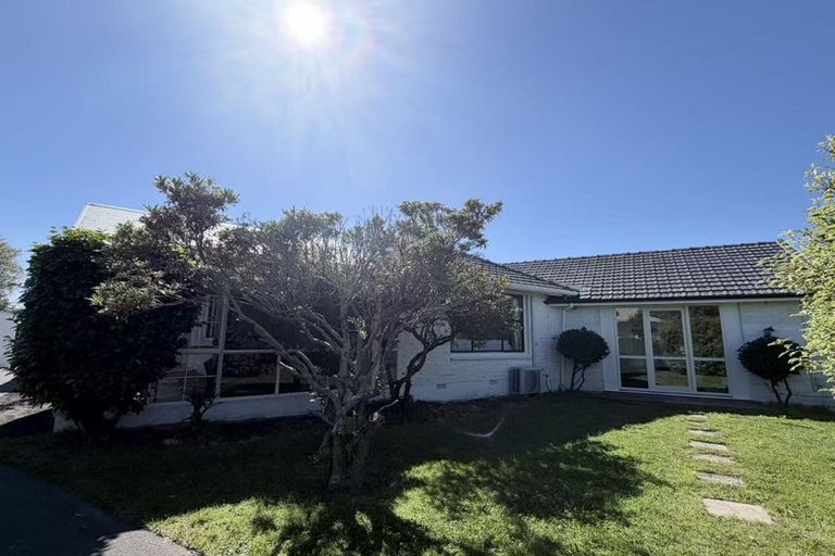 Photo of property in 18 Delph Street, Avonhead, Christchurch, 8042