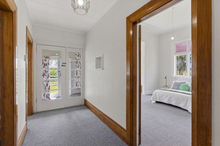 Photo of property in 225 Kuku Beach Road, Kuku, Levin, 5570