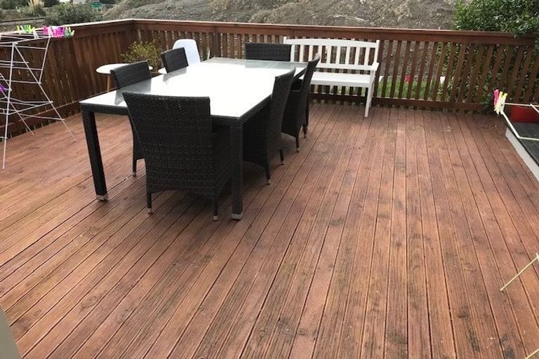 Photo of property in 28 Matenga Street, Waikanae, 5036