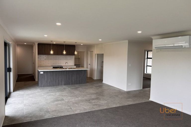 Photo of property in 12 Rock Ridge Drive, Te Kamo, Whangarei, 0112