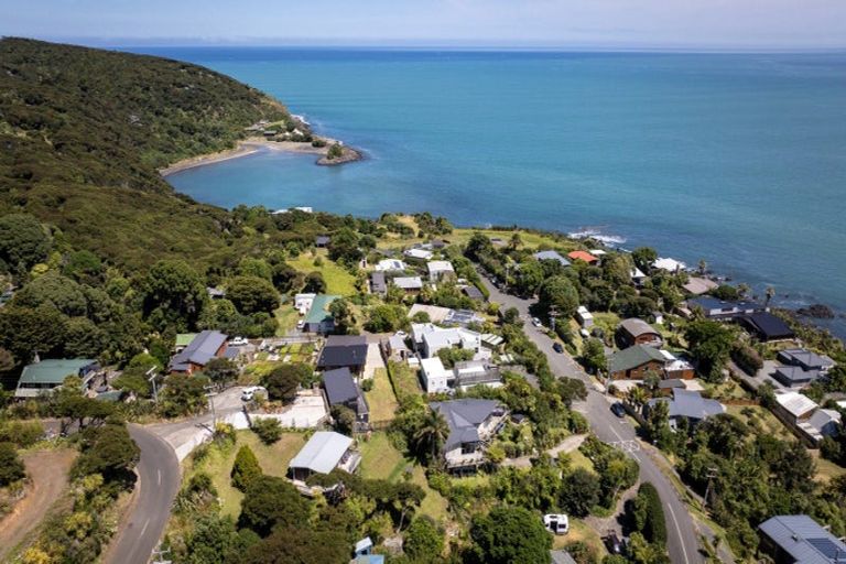 Photo of property in 14 Whaanga Road, Raglan, 3297