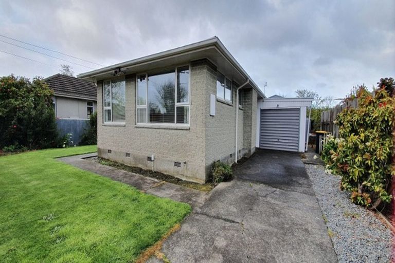 Photo of property in 27 Koromiko Street, Saint Martins, Christchurch, 8022