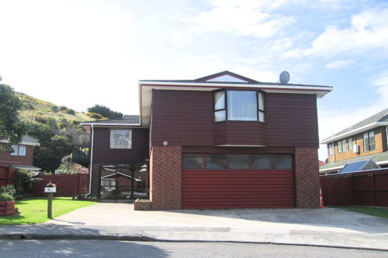 Photo of property in 4 Flinders Place, Johnsonville, Wellington, 6037