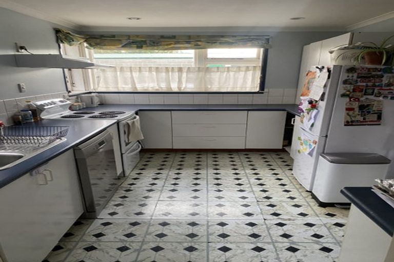 Photo of property in 67 Northcote Road, Northcote, Christchurch, 8052
