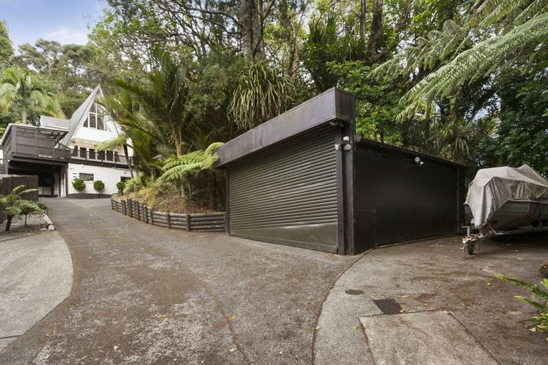 Photo of property in 14 Mahoe Road, Titirangi, Auckland, 0604