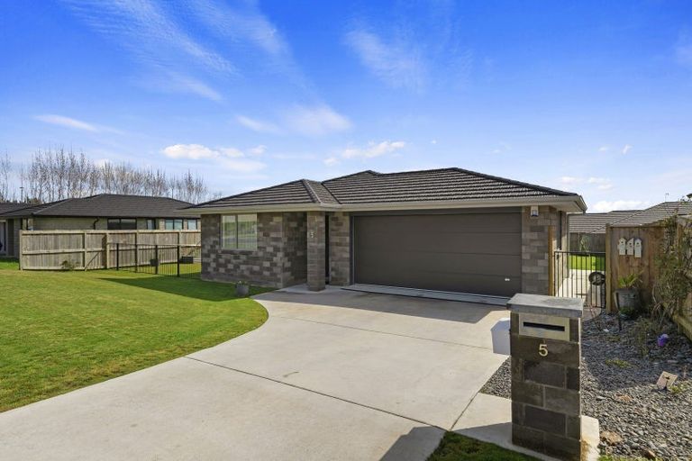Photo of property in 5 Chardonnay Way, Te Kauwhata, 3710
