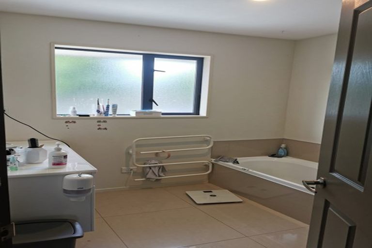 Photo of property in 2 Carew Common, Rolleston, 7614