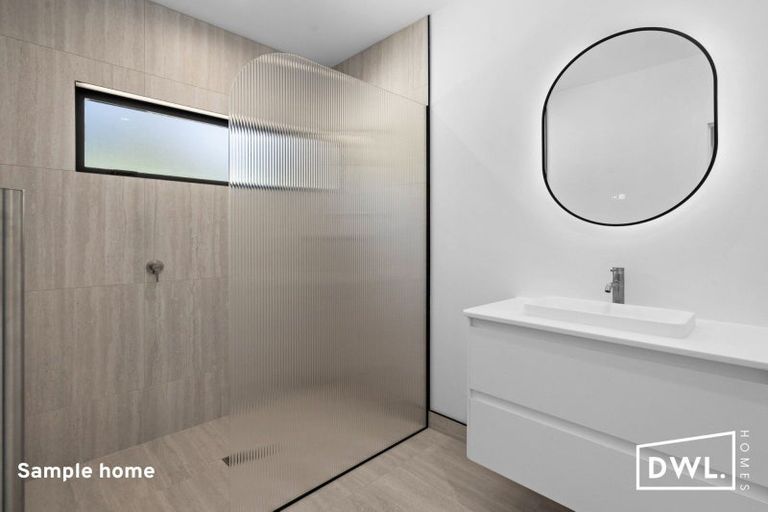 Photo of property in 5 Tutira Place, Poraiti, 4112