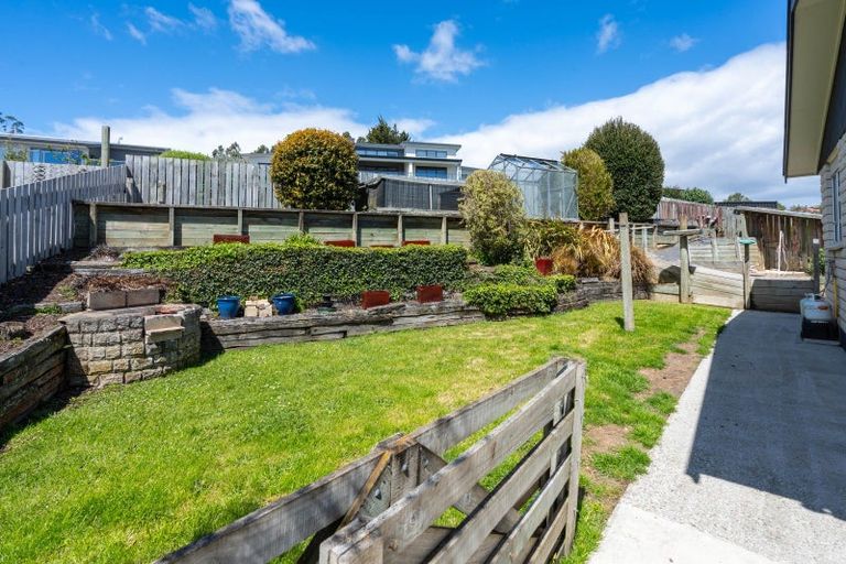 Photo of property in 10 Kilgour Street, Waihola, Milton, 9073
