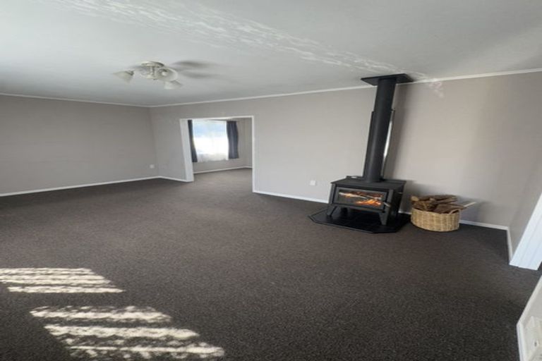Photo of property in 63 Anakiwa Street, Kelvin Grove, Palmerston North, 4414