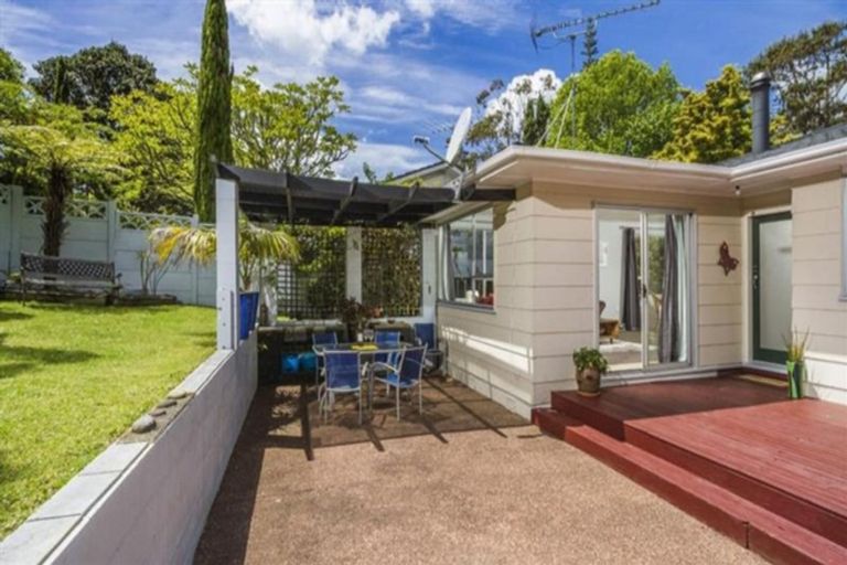 Photo of property in 26 Freya Place, Torbay, Auckland, 0630