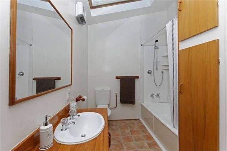Photo of property in 38 Riverview Street, Beckenham, Christchurch, 8023