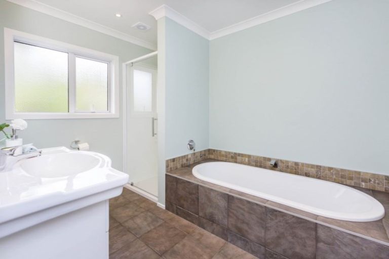 Photo of property in 7 Parkwood Grove, Trentham, Upper Hutt, 5018