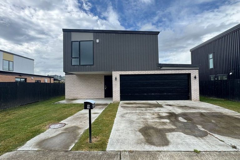 Photo of property in 9 Waikaha Street, Pokeno, 2472