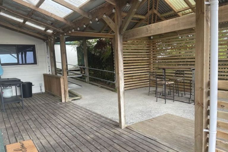 Photo of property in 40 Koe Street, Moana, 7872