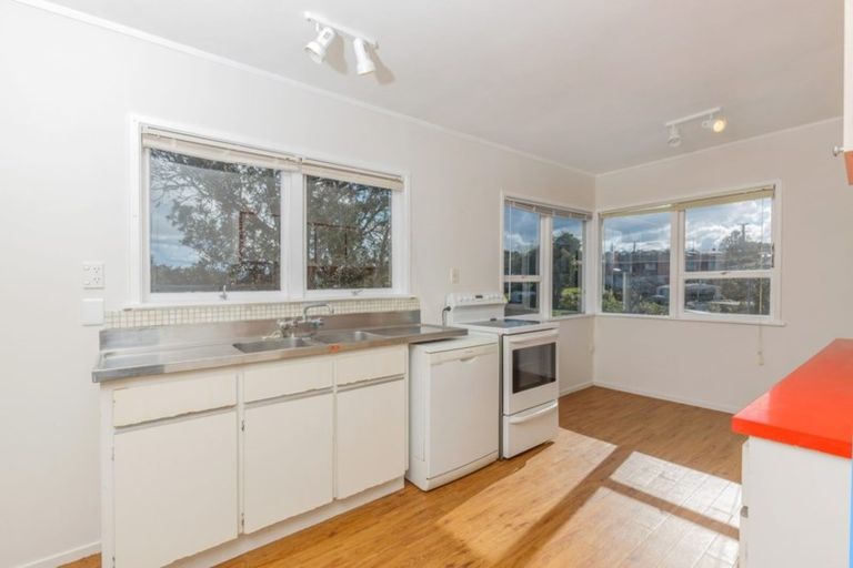 Photo of property in 55 Ramillies Place, Glenfield, Auckland, 0629