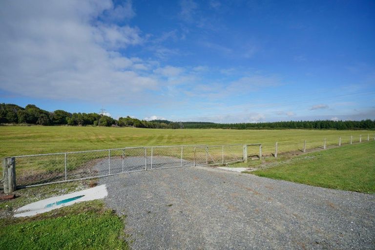 Photo of property in 348 Mason Road, Seaward Bush, Invercargill, 9871