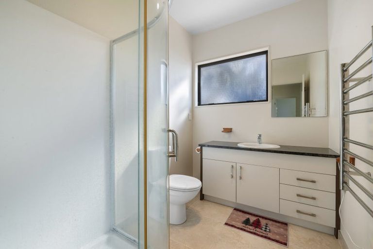 Photo of property in 4a Noel Avenue, Orewa, 0931